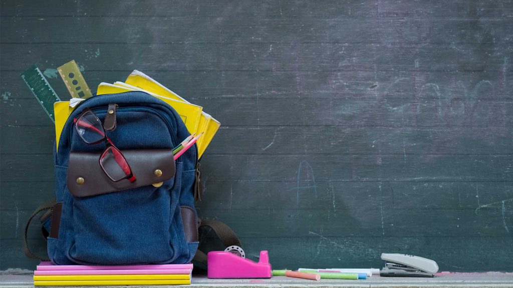How-to-Choose-the-Right-Curriculum-for-Students (1)